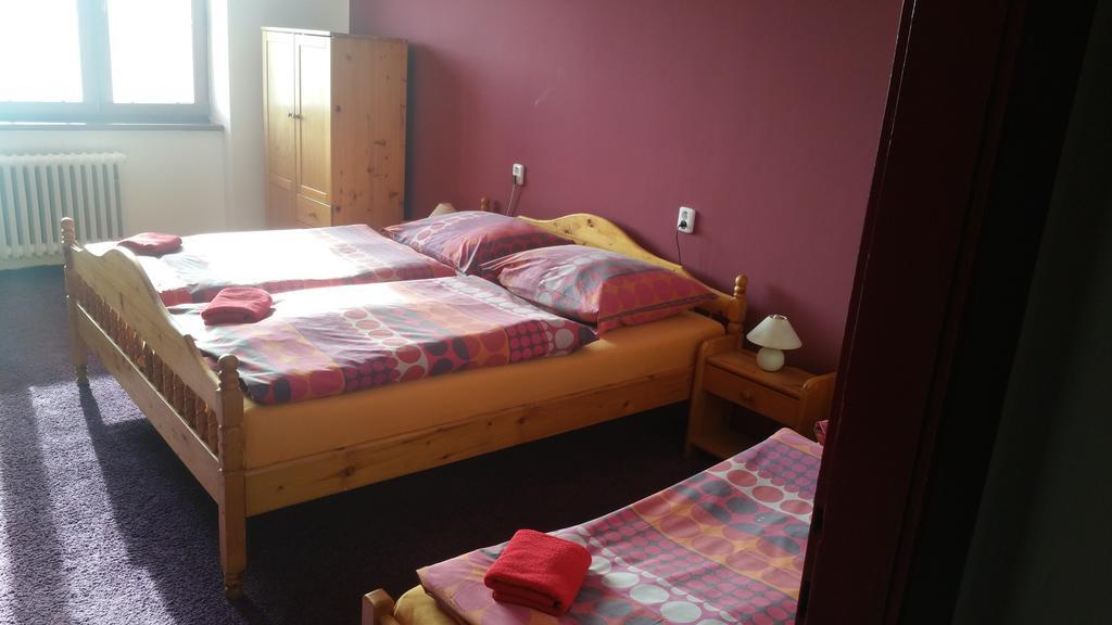Hotel Koruna Rožnov pod Radhoštěm 部屋 写真