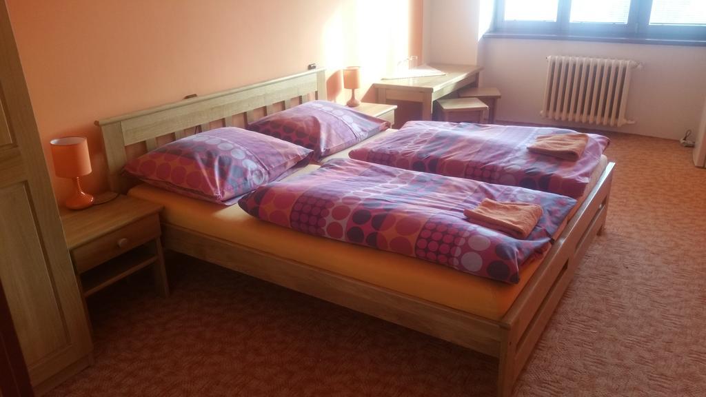 Hotel Koruna Rožnov pod Radhoštěm 部屋 写真