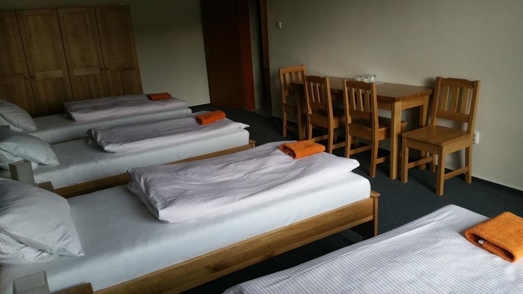 Hotel Koruna Rožnov pod Radhoštěm 部屋 写真