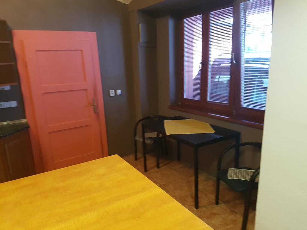 Hotel Koruna Rožnov pod Radhoštěm エクステリア 写真